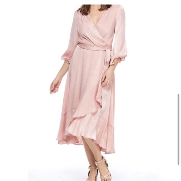 Gal meets glam shimmer dress - Picture 4 of 4